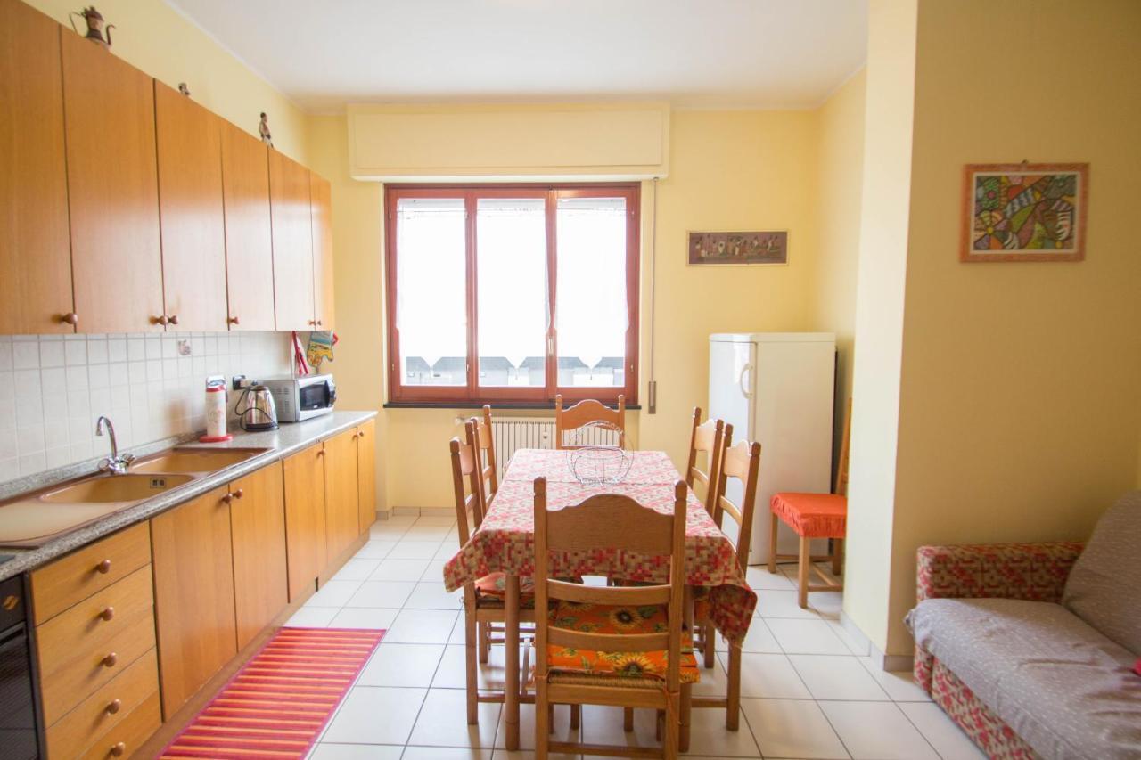 Appartement Trilocale Con Box Auto à Varazze Extérieur photo
