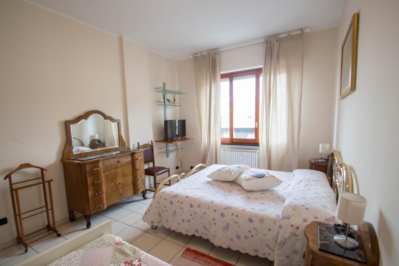 Appartement Trilocale Con Box Auto à Varazze Extérieur photo